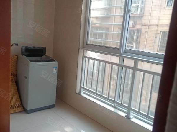 【多图】御园温泉小区,梨园路租房,梨园路陕师大隔壁精装三室 出租