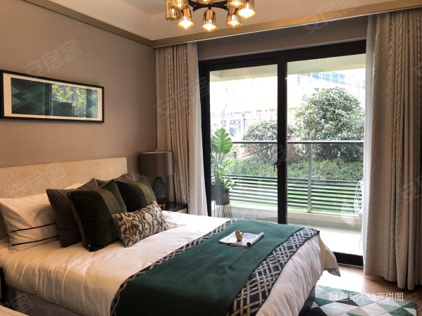 大悦城旁,中梁地产,中梁天悦,科技住宅,送智能家