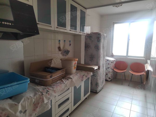 火车北站租房,蓝色经典,出租,带全套家具家电,房子保养好,盘龙租房