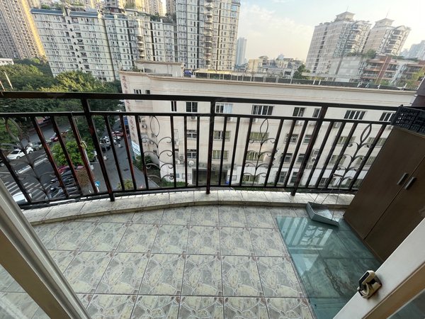 新牌坊一路香山花园两室一厅出租 装修好 双阳台,渝北租房-重庆58安居