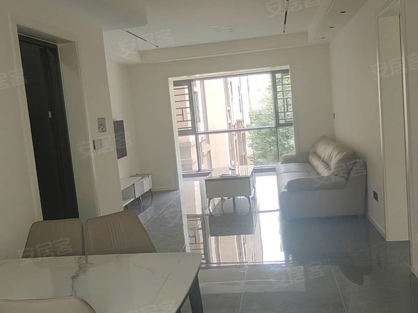 凉山西昌长宁小区九洲云海间西部九洲云海间 标准套三双卫 精装修 拎包入住带空调出租房源真实图片