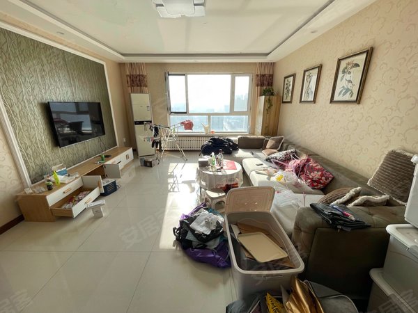 沈阳沈河五爱街泊岸华庭泊岸华庭 精装3室2卫 拎包即住 主打供暖好