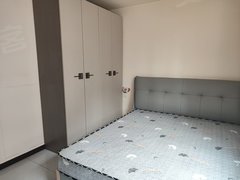 赤峰红山三道街永巨一组团 精装修 两居室 出租 家具家电齐全 看房随时出租房源真实图片