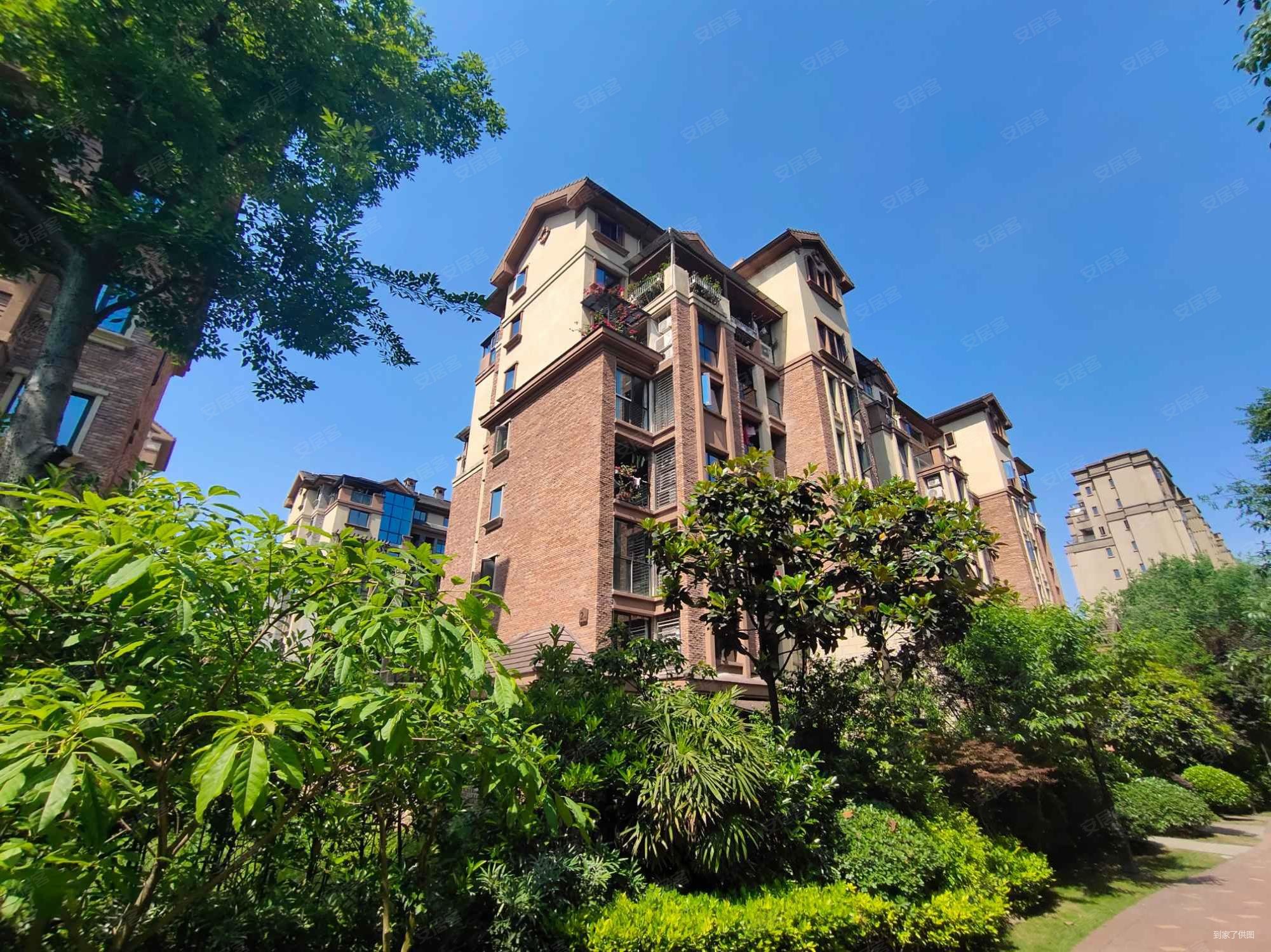 捡趴活的!康田栖樾洋房正规四房 双独门独院带地下室,邻古镇