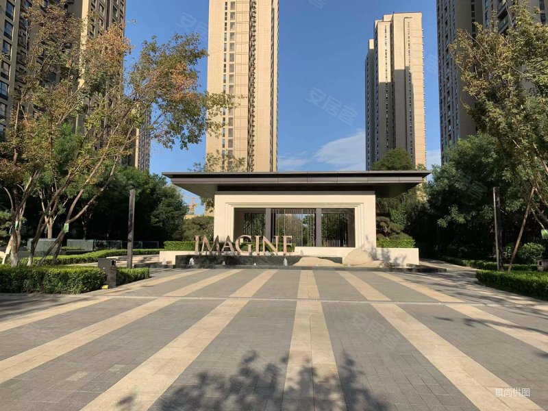 想象国际 精装大三室 中上楼层 业主急售 价格可谈