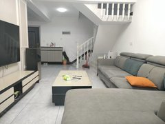 河池金城江金城江城区首租，左岸4房2厅2卫，家具家电齐全，直接可以拧包入住出租房源真实图片