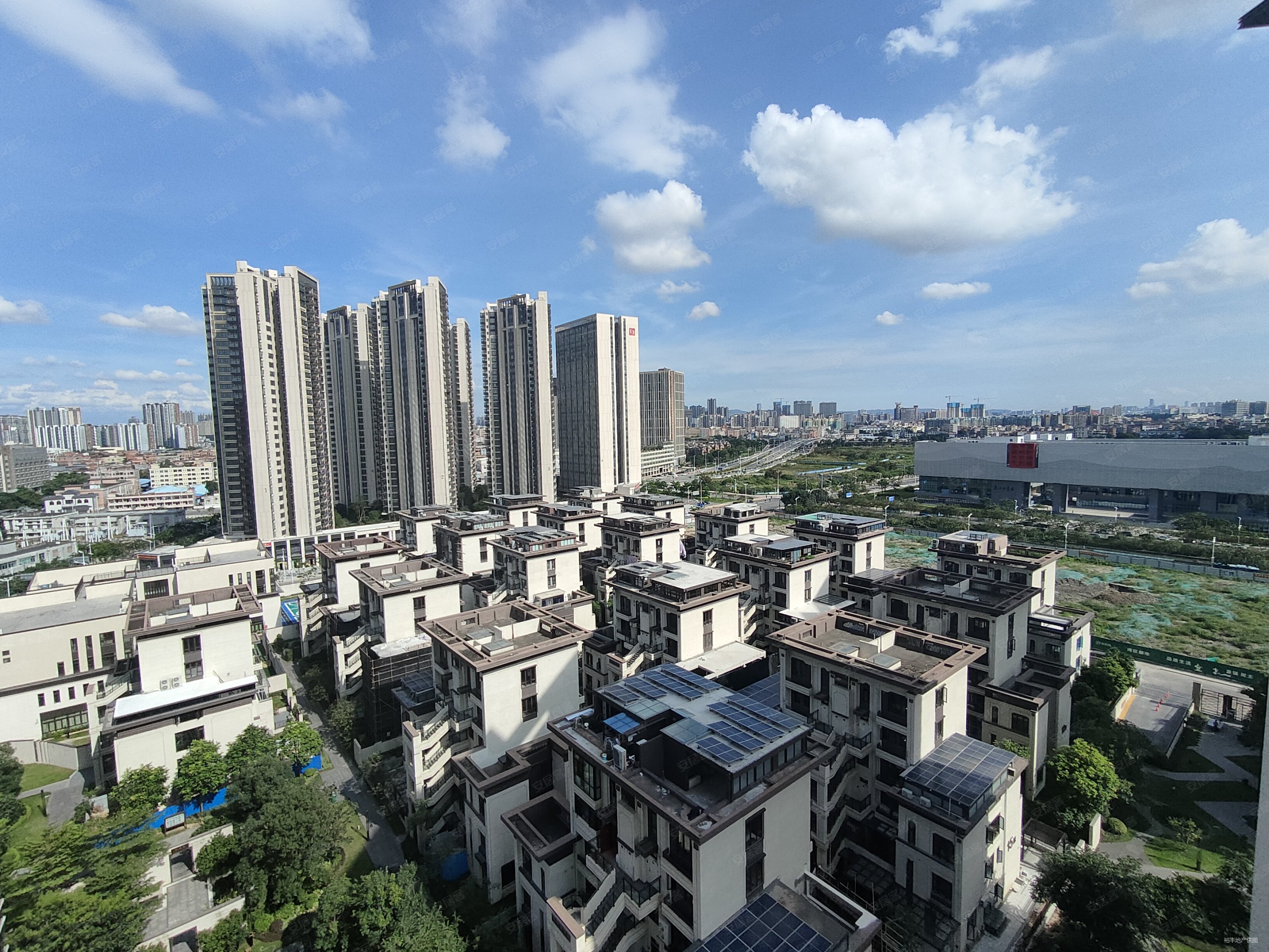 1高端小区金地全新四房少有现代精装的好高望远