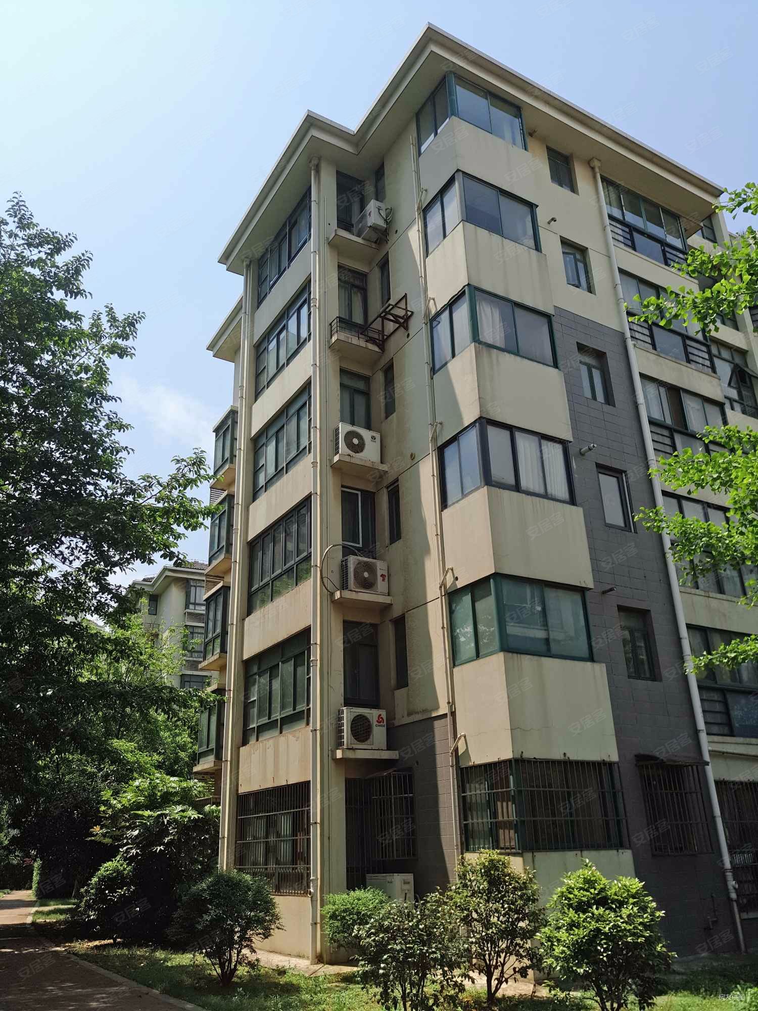 江南青年城翠湾苑