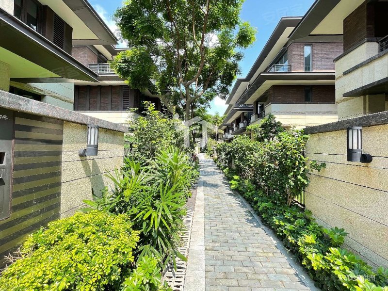 华侨城天鹅湖别墅