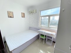 咸阳秦都秦都城区玉泉路 丽彩万达附近实图480 拎包入住 可月付出租房源真实图片