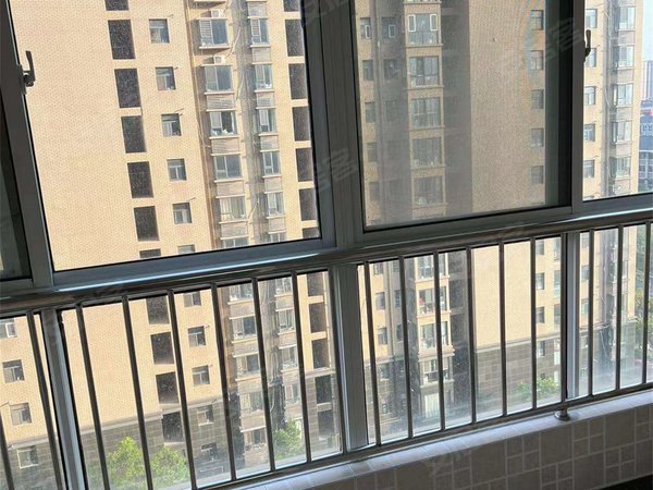 连云港海州万达秀逸苏杭万达广场 德惠大厦旁秀逸苏杭西苑精装两室