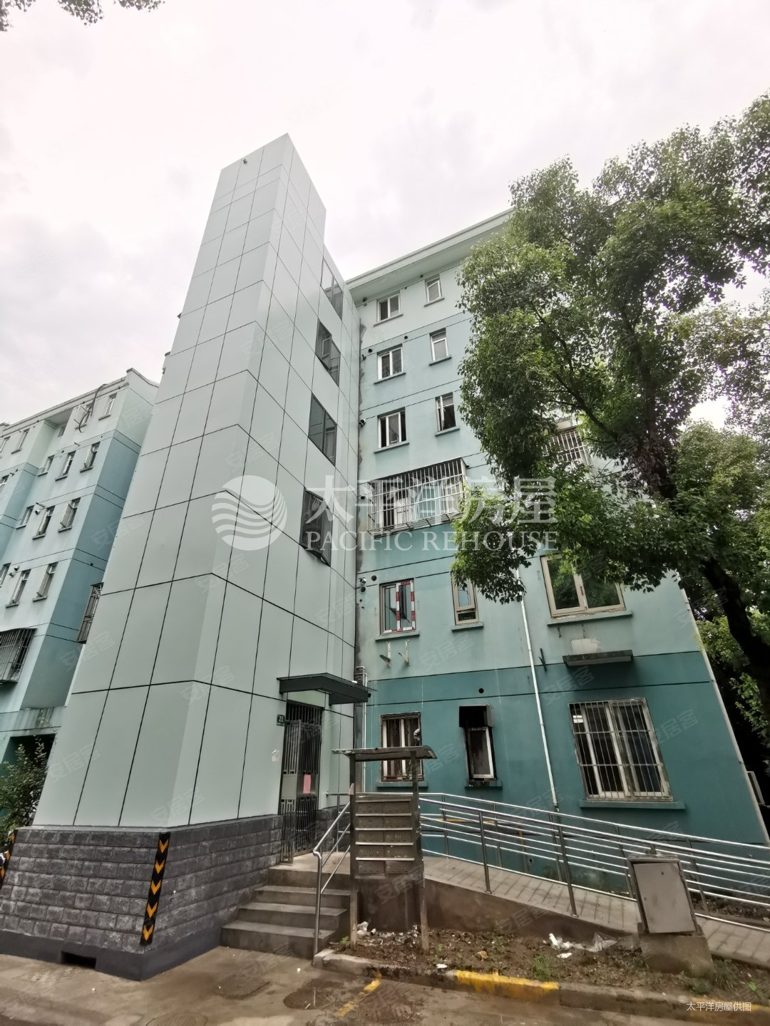 高楼层视野无遮挡 商业配套成熟 产权清晰 临地铁 正南朝向,欣嘉苑