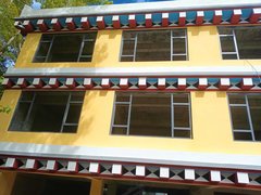 甘孜道孚县花园广场道孚雅拉花园 7室1厅1卫出租房源真实图片