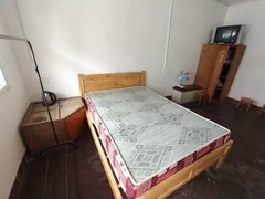 雅安名山名山城区名山大板桥 1室1厅1卫 通水电 可做饭 有钥匙 看房方便出租房源真实图片