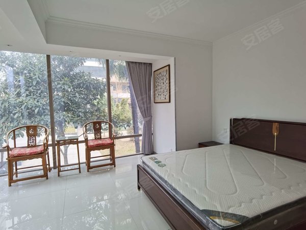 西安雁塔电视塔钻石半岛曲江钻石半岛 曲江核心区域 新装修精装4室