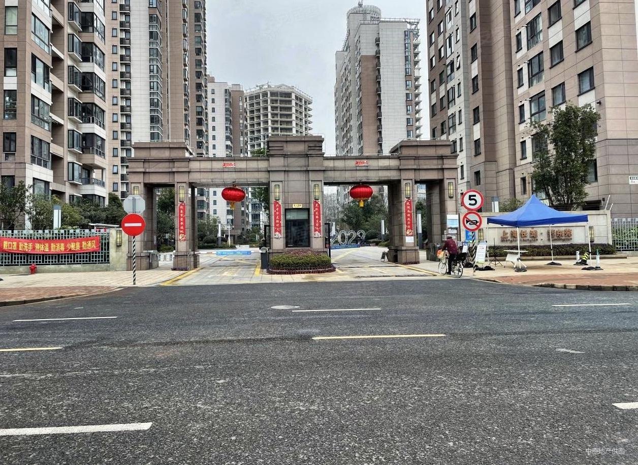 上海长滩冠东苑2室2厅1卫86.92㎡南490万