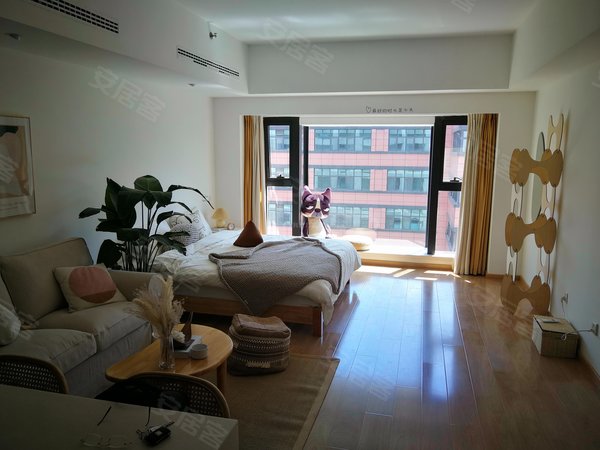 北京海淀中关村新中关公寓海淀黄庄 新中关村 精装南向一居 紧邻地铁4