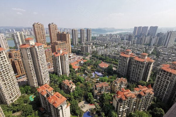 好不好_中介房产经纪人:刘思江对蓝光香江国际的评价-南充安居客