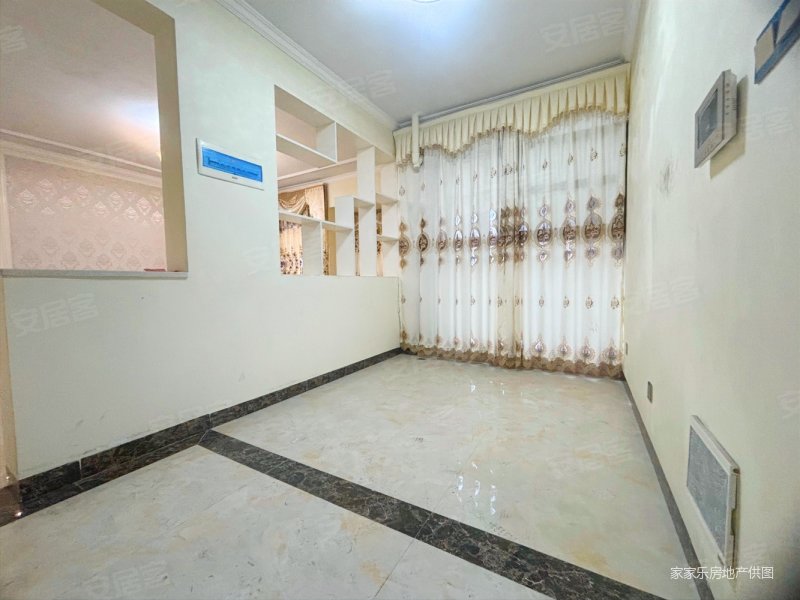 石湾嘉豪御景城大四房二卫单价只要7字头