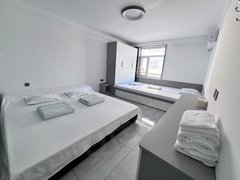 秦皇岛山海关南门亚龙湾小区 4室1厅4卫出租房源真实图片