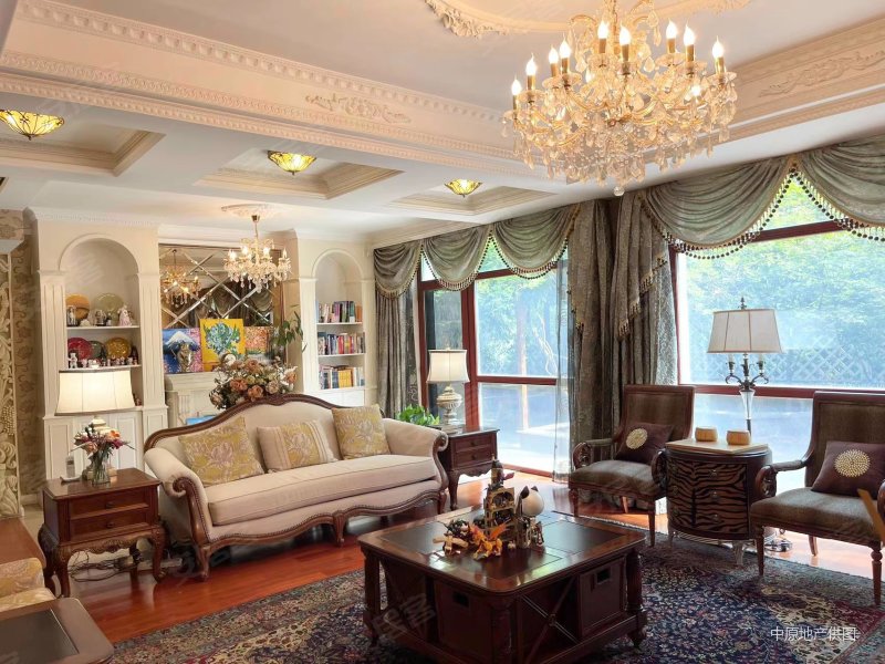 万城华府万柳书院一层复式3车位1储三面采光