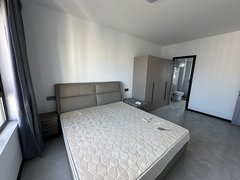 台州温岭横峰第一人民医院边上一室一厨一卫,朝南南北通,包物业宽带出租房源真实图片