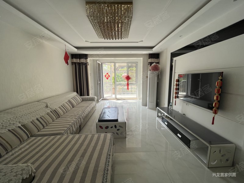 北城壹号 电梯洋房 1楼带花园 2车位1下房