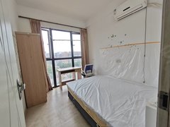 泉州丰泽东海湾师院对面单间 落地窗采光好 实拍可短租出租房源真实图片