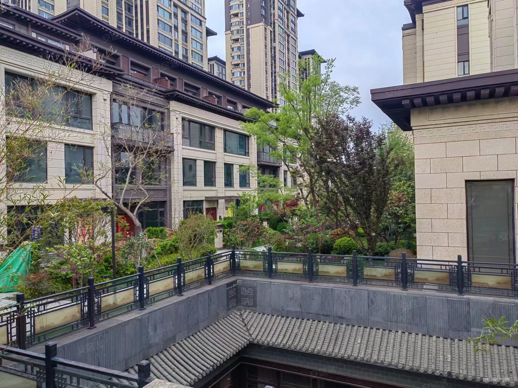 建发雍龙府(别墅)二手房,945万,5室2厅,3卫,225平米-合肥安居客