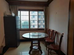 鹰潭月湖月湖城区市中心一小旁金山弄 家具家电齐全 拎包入住 房子干净清爽出租房源真实图片