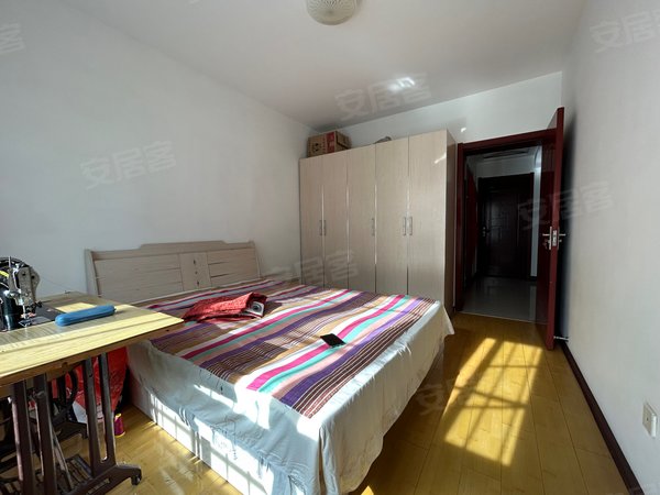 天津西青杨柳青英伦名苑英伦 二楼出租 拎包住 长租价格可议!