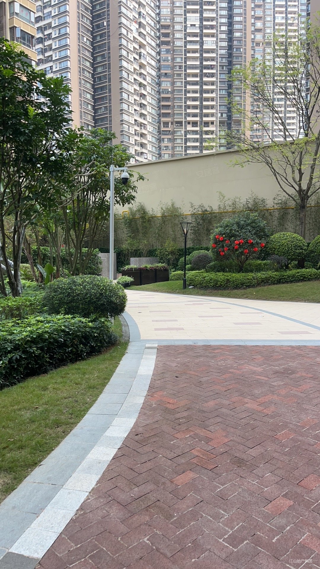 荣和悦澜山云顶全新精装四居室未入住两梯四户青秀一中