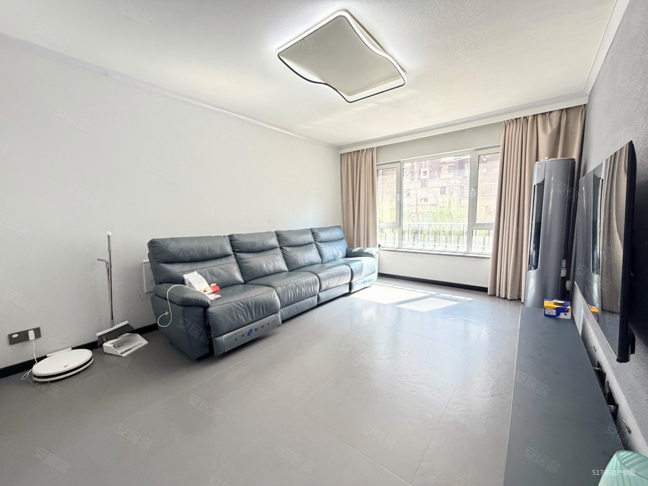 百年华府3室2厅2卫117.95㎡南北69万