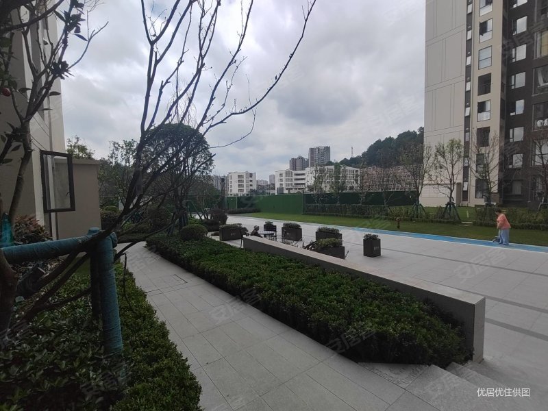 贵阳房产网>贵阳二手房>小河经开区二手房>长江路二手房>金地云麓一号