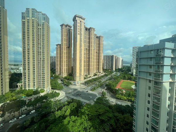 深圳南山蛇口招商海月花园(三期)蛇口深圳湾豪宅海月三期四房出租