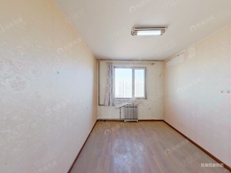 天通苑西一区南北三居商品房满五年楼层高采光好