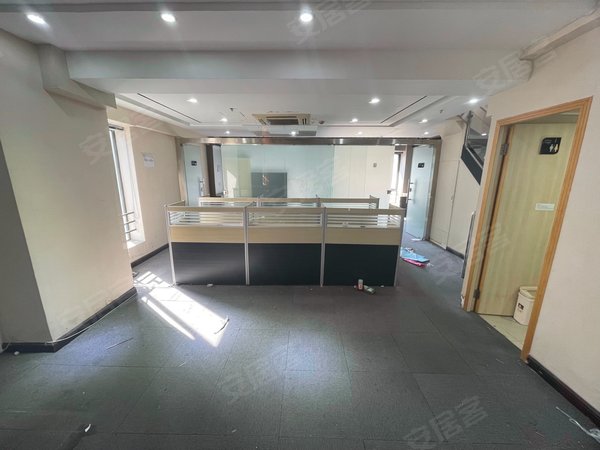 深圳福田华强北鼎诚大厦鼎诚大厦,70平,88平,105平,150平,251平出租!