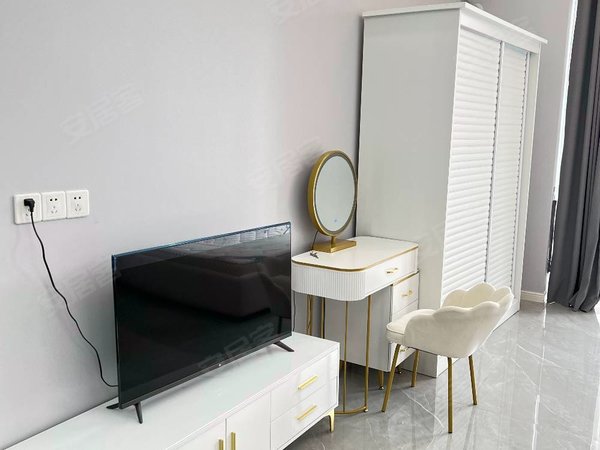 合肥政务奥体中心恒大水晶国际广场(华玺珠宝城蜜橙loft)近万象城政务