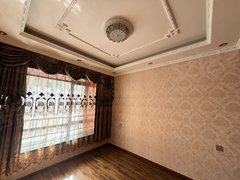 拉萨堆龙德庆拉萨火车站珑悦三室空房2500季度付出租房源真实图片