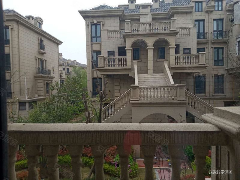 沣东新城蔷薇溪谷双拼别墅大花园河景别墅