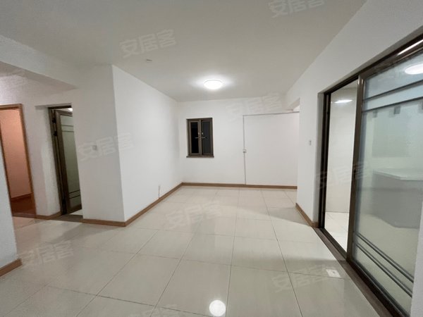 深圳罗湖黄贝岭深业东岭深业东岭 5室2厅3卫 145平 电梯房 精装修出租