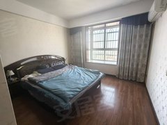 安陆城区安陆城区凤凰城市广场 电梯精装修 3房2厅2卫 1500元月出租房源真实图片