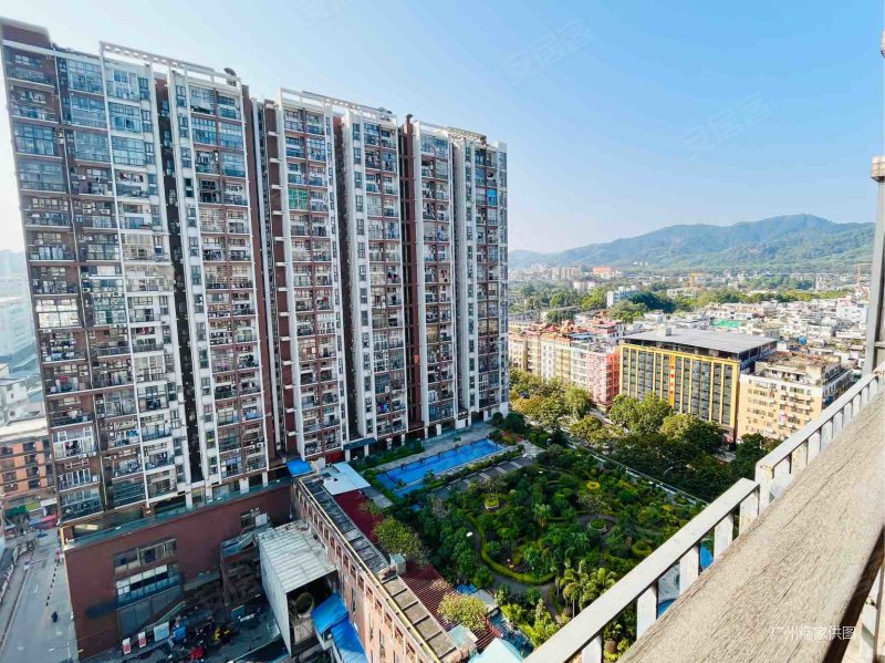 合一国际刚需两居正南朝向商业配套齐全高楼层视野好