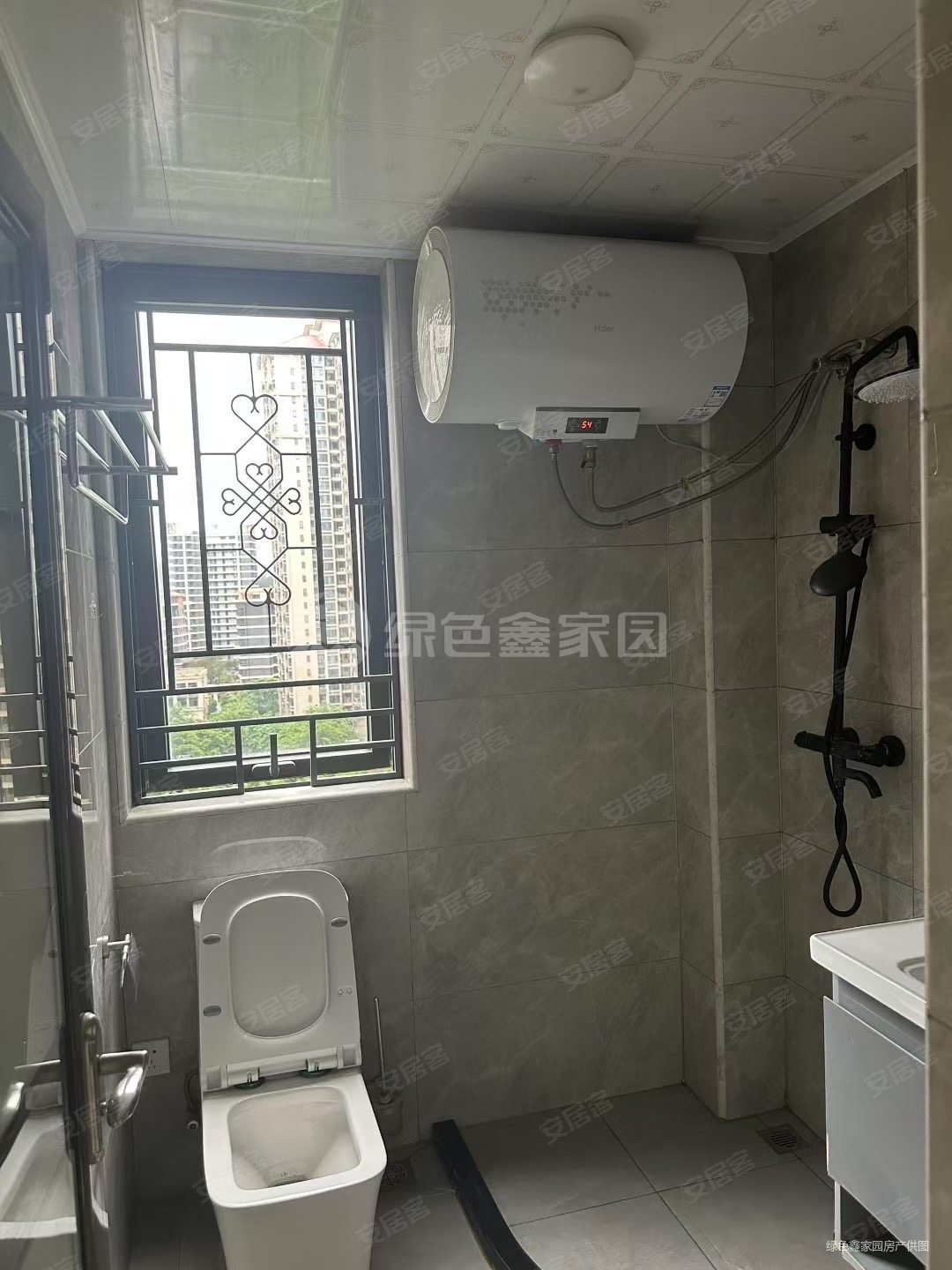 中骏蓝湾香郡3室2厅2卫87.02㎡南北59万