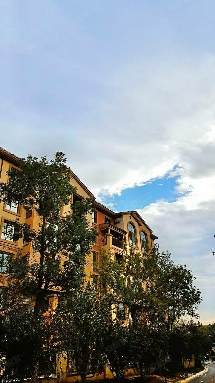 建邦原香溪谷7室3厅4卫249万24946平方米