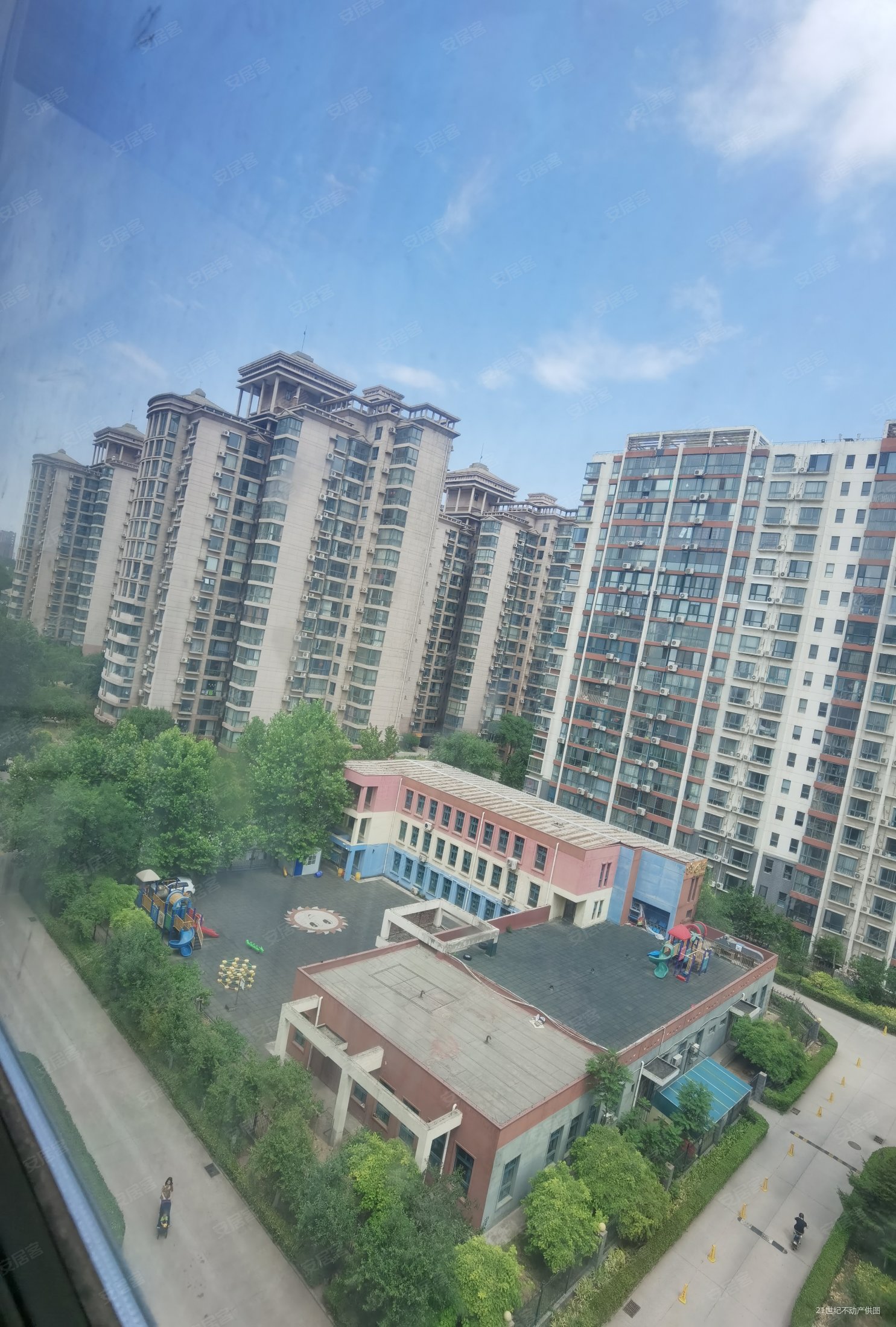 湖畔佳苑2室2厅1卫121.63㎡南北238万