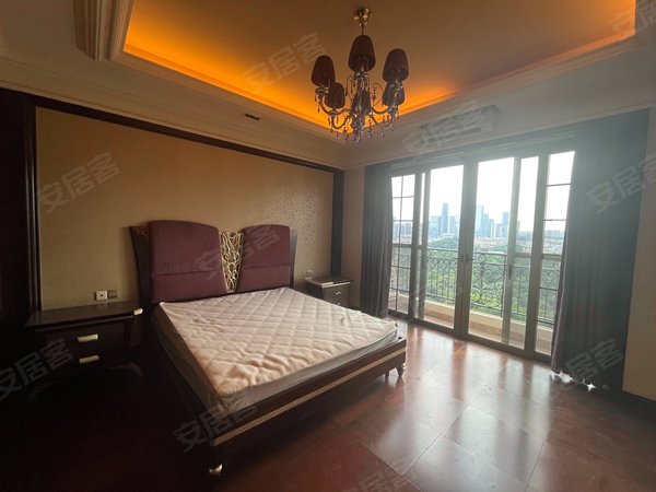 广州番禺星河湾星河湾星苑园星河湾五期方正4房,南北对流通透,保养好