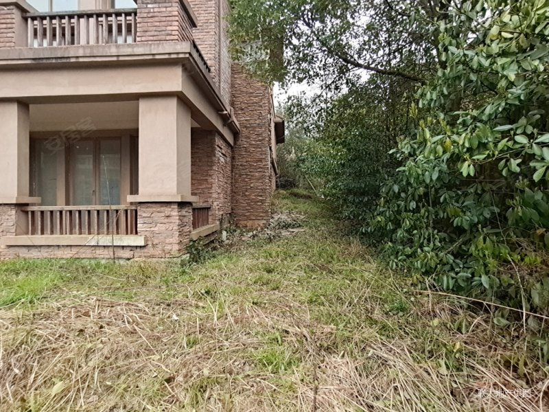 忍痛割爱实用面大 价格实惠,保利阆峰云墅二手房,630万,4室3厅,4卫