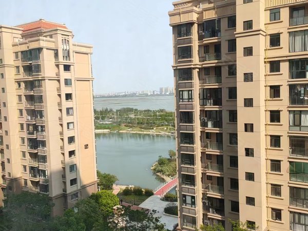 永春城建水墨兰庭城建水墨兰庭 4室 临近中骏世界城 万达广场 交通