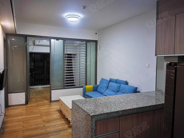 深圳宝安流塘流塘阳光(商住楼)流塘阳光公寓,两房租金4600元,民水民电